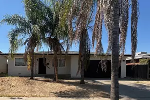 2034 E Acacia Ave, Fresno, CA 93726 - Photo 1