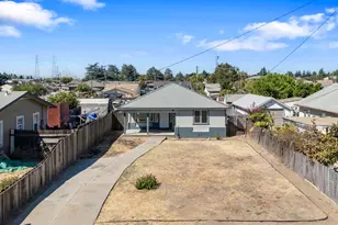 215 Almond Ave, Manteca, CA 95337 - Photo 1