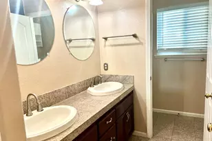 8770 Bottlebrush Ct, Elk Grove, CA 95624 - Photo 23