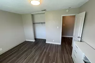 2044 Juanita Ct, Modesto, CA 95350 - Photo 9