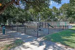 327 22nd St, Sacramento, CA 95816 - Photo 21