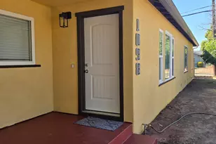 1098 E 21st St, Merced, CA 95340 - Photo 3