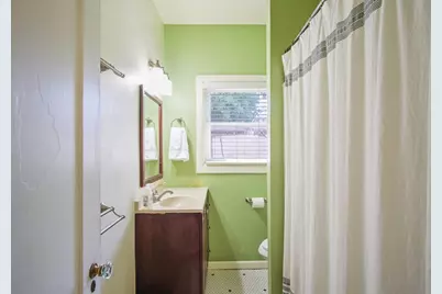 930 W Harding Way, Stockton, CA 95203 - Photo 11