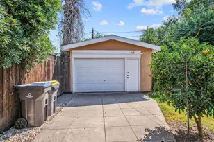 930 W Harding Way, Stockton, CA 95203 - Photo 21