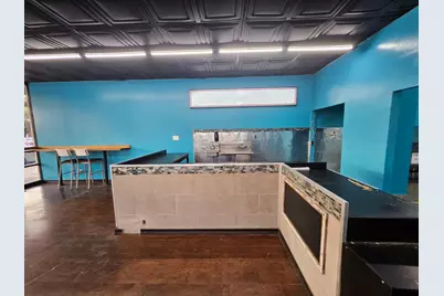 1114 N Main St, Manteca, CA 95336 - Photo 9