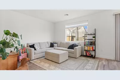 4017 Backwater Cove Circle, Roseville, CA 95747 - Photo 7