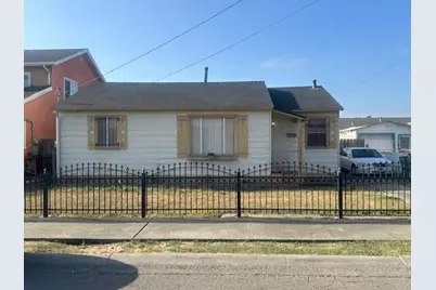 282 Tunis Rd, Oakland, CA 94603 - Photo 1