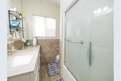 421 E 8th Street, Stockton, CA 95206 - Photo 17