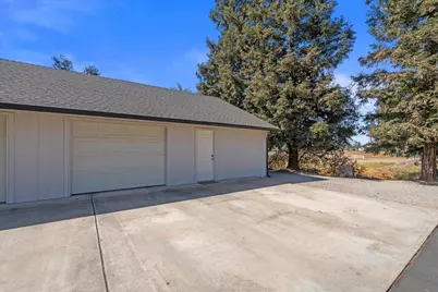 4616 Freelove Road, Oakdale, CA 95361 - Photo 47