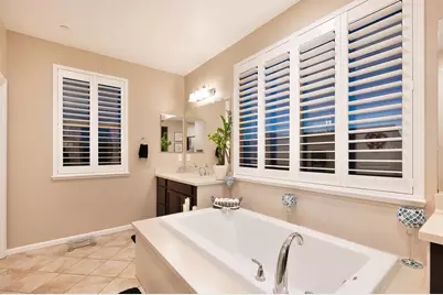 18273 E Melones Drive, Lathrop, CA 95330 - Photo 21