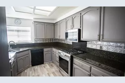 800 Pacheco Place, Modesto, CA 95358 - Photo 5