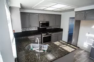 800 Pacheco Pl, Modesto, CA 95358 - Photo 9
