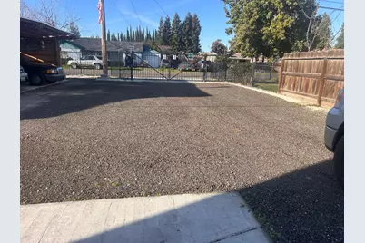 4910 E Zeering Road, Denair, CA 95316 - Photo 3