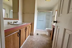 Golden Oak Ln, Merced, CA 95341 - Photo 13