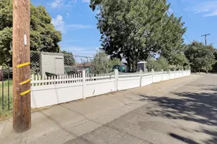 2111 American Ave, Sacramento, CA 95833 - Photo 49