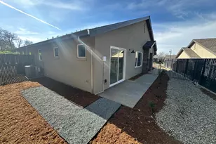 2677 Commons Pl, Auburn, CA 95603 - Photo 3