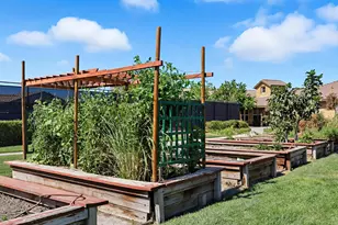 737 Betten St, Los Banos, CA 93635 - Photo 37