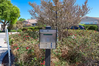 737 Betten Street, Los Banos, CA 93635 - Photo 27