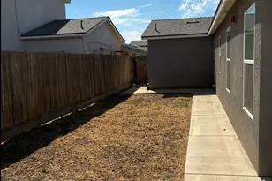 2272 Sanders Ct, Los Banos, CA 93635 - Photo 31