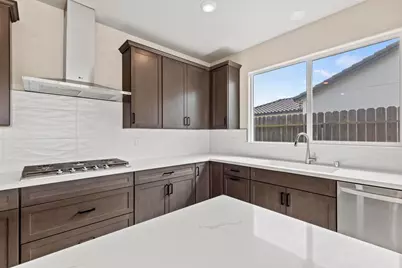 1898 Kenneth Way, Yuba City, CA 95993 - Photo 5