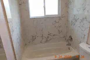 5413 61st St, Sacramento, CA 95820 - Photo 5