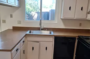 2007 Alta Loma St, Davis, CA 95616 - Photo 11