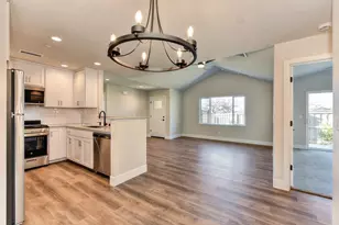 2667 Commons Pl, Auburn, CA 95603 - Photo 5