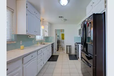 2112 Portola Avenue, Stockton, CA 95209 - Photo 17