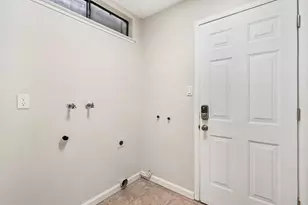 8770 Superb Cir, Elk Grove, CA 95624 - Photo 27