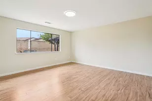 8770 Superb Cir, Elk Grove, CA 95624 - Photo 13