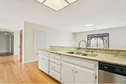 8770 Superb Circle, Elk Grove, CA 95624 - Photo 11