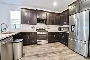 8300 Kevin Whiteley Dr, Elk Grove, CA 95757 - Photo 15