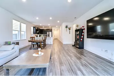 8300 Kevin Whiteley Drive, Elk Grove, CA 95757 - Photo 25