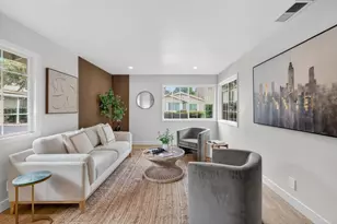 8105 La Riviera Dr, Sacramento, CA 95826 - Photo 1