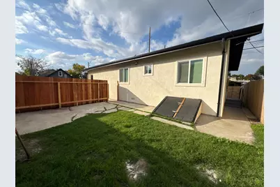 644 N Airport Way, Stockton, CA 95205 - Photo 5