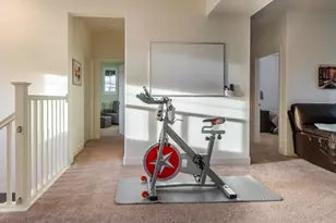 9855 Cape Verde Dr, Elk Grove, CA 95757 - Photo 35