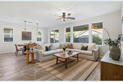 6025 Twin Suns Street, Roseville, CA 95747 - Photo 11