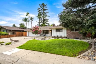 792 Parklin Ave, Sacramento, CA 95831 - Photo 1