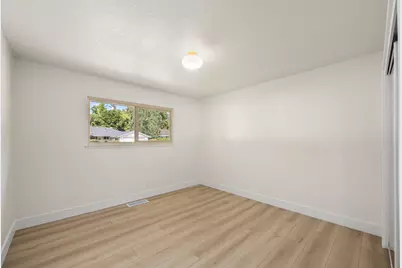 792 Parklin Avenue, Sacramento, CA 95831 - Photo 21