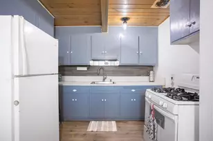 1410 Upland Dr, Yuba City, CA 95991 - Photo 11