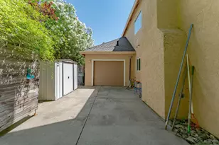 8543 Kenneth Hill Ct, Fair Oaks, CA 95628 - Photo 41