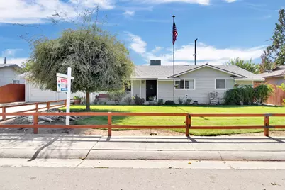 27256 Parkwood Avenue, Madera, CA 93637 - Photo 1