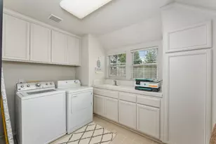 7717 E Port Dr, Sacramento, CA 95831 - Photo 61
