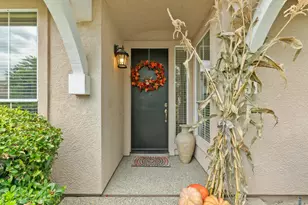 7717 E Port Dr, Sacramento, CA 95831 - Photo 17