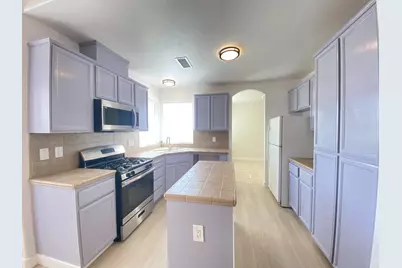 1716 Via Milano, Gustine, CA 95322 - Photo 7