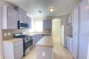 1716 Via Milano, Gustine, CA 95322 - Photo 7