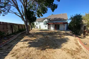 1716 Via Milano, Gustine, CA 95322 - Photo 25