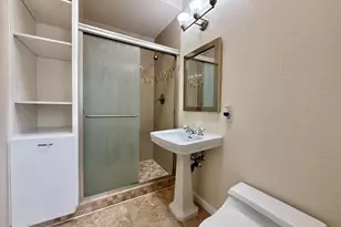 1219 S Tuxedo Ave, Stockton, CA 95204 - Photo 25