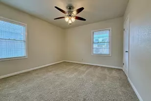 1219 S Tuxedo Ave, Stockton, CA 95204 - Photo 13