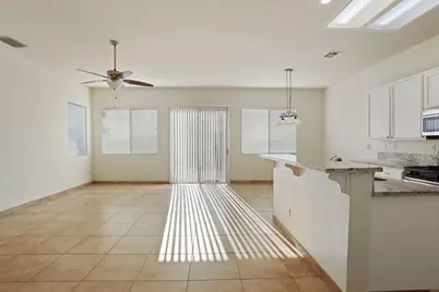 2402 Sailboat Court, Stockton, CA 95206 - Photo 15